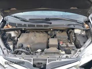 2020 Toyota Sienna XLE Auto Access Seat with VIN 5TDYZ3DCXLS074767, listed as a IAAI auction lot 41584795 with 73,568 mi miles. Bid and sale history available at carsss.com. Image 10.