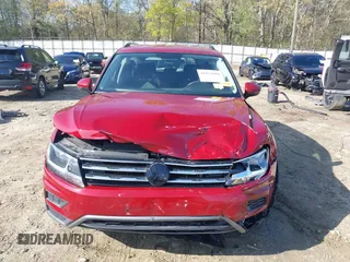 2019 Volkswagen Tiguan S с VIN 3VV0B7AX6KM095423, выставлен на аукционе IAAI как лот 41933684 с пробегом 82 615 миль миль и . История ставок и продаж доступна на DreamBid. Изображение 12.
