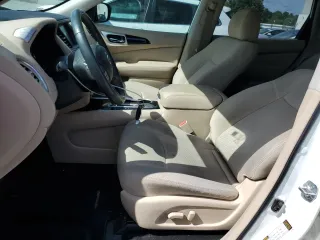 2018 Nissan Pathfinder SV z VIN 5N1DR2MN1JC621655, wystawiony jako Copart lot #58040845 z przebiegiem 81 765 mil mil oraz Szkoda całkowita • Salvage title. Historia ofert i sprzedaży dostępna na DreamBid. Obrazek 7.
