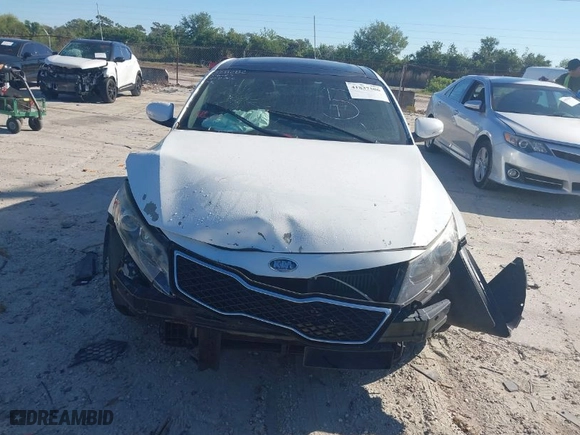 2012 Kia Optima SX with VIN 5XXGR4A6XCG017695, listed as a IAAI auction lot 41837506 with 210,845 mi miles. Bid and sale history available at carsss.com. Image 11.