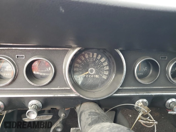 1966 Ford Mustang z VIN 6T07T240184, wystawiony jako Copart lot #69255434 z przebiegiem 72 243 mil mil oraz Czysty tytuł • Clean title. Historia ofert i sprzedaży dostępna na DreamBid. Obrazek 9.