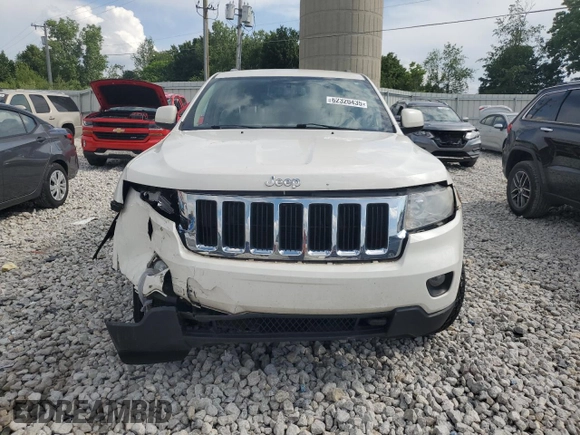 2011 Jeep Grand Cherokee Laredo with VIN 1J4RR4GG0BC633178, listed as a Copart auction lot 62320435 with Not provided miles and Clean title. Bid and sale history available at DreamBid. Image 5.