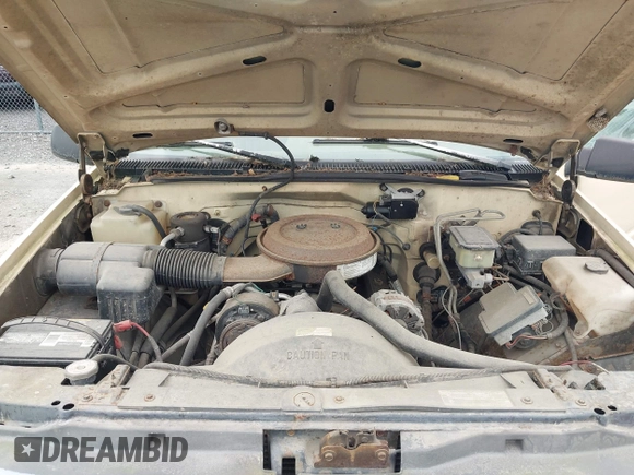 1995 GMC Sierra 3500 z VIN 1GTGC34K2SE536473, wystawiony jako IAAI lot #42487739 z przebiegiem 81 910 mil mil oraz . Historia ofert i sprzedaży dostępna na DreamBid. Obrazek 10.