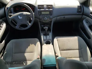 2004 Honda Accord LX with VIN 1HGCM563X4A087679, listed as a Copart auction lot 62972585 with 223,588 mi miles and Clean title. Bid and sale history available at DreamBid. Image 8.