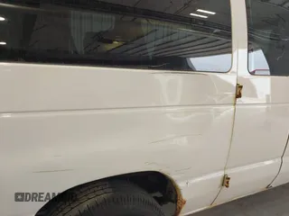 2010 Ford Econoline Passenger XL с VIN 1FBSS3BL2ADA68410, выставлен на аукционе IAAI как лот 42359755 с пробегом 233 955 миль миль и . История ставок и продаж доступна на DreamBid. Изображение 6.