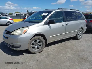 2005 Toyota Sienna CE with VIN 5TDZA23C55S303379, listed as a IAAI auction lot 42238935 with 262,259 mi miles and . Bid and sale history available at DreamBid. Image 2.