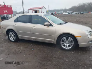 2008 Ford Fusion SEL with VIN 3FAHP08128R101909, listed as a IAAI auction lot 41568253 with 121,382 mi miles. Bid and sale history available at carsss.com. Image 13.