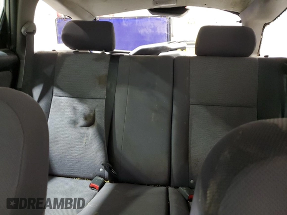 2006 Toyota Matrix STD z VIN 2T1LR32E76C563364, wystawiony jako Copart lot #86920624 z przebiegiem Nie podano mil oraz Czysty tytuł • Clean title. Historia ofert i sprzedaży dostępna na DreamBid. Obrazek 10.