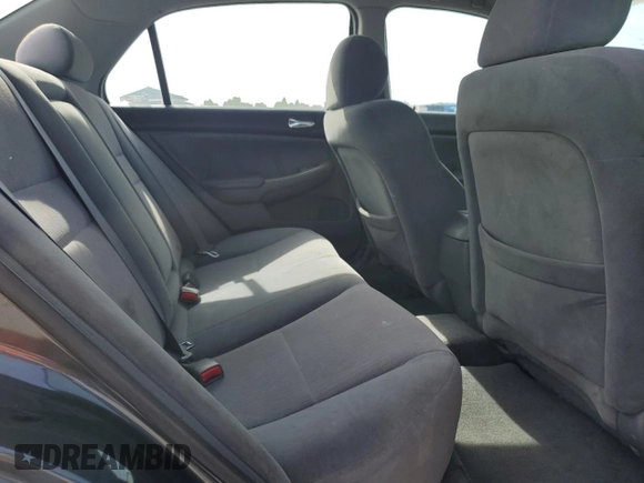 2004 Honda Accord LX z VIN 1HGCM56374A027018, wystawiony jako Copart lot #54768385 z przebiegiem 167 237 mil mil oraz Szkoda całkowita • Salvage title. Historia ofert i sprzedaży dostępna na DreamBid. Obrazek 10.