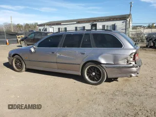 1999 BMW 5 Series 528iAt with VIN WBADP6334XBV60122, listed as a Copart auction lot 44493325 with 218,746 mi miles and Salvage Title. Bid and sale history available at carsss.com. Image 2.