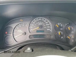 2005 Chevrolet Silverado 1500 LS with VIN 2GCEC13T551223784, listed as a Copart auction lot 51628235 with 131,773 mi miles and Salvage Title. Bid and sale history available at DreamBid. Image 9.