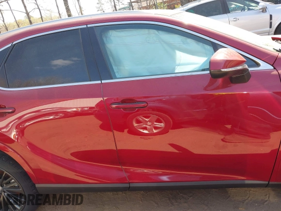 2024 Lexus RX 350 z VIN 2T2BAMCA9RC079250, wystawiony jako IAAI lot #41913354 z przebiegiem 174 mil mil oraz . Historia ofert i sprzedaży dostępna na DreamBid. Obrazek 12.