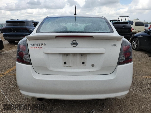 2011 Nissan Sentra S z VIN 3N1AB6AP2BL688735, wystawiony jako Copart lot #61795085 z przebiegiem 83 741 mil mil oraz Czysty tytuł • Clean title. Historia ofert i sprzedaży dostępna na DreamBid. Obrazek 6.