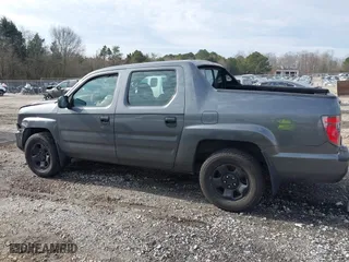 2013 Honda Ridgeline RT with VIN 5FPYK1F28DB011743, listed as a IAAI auction lot 41435328 with 71,136 mi miles. Bid and sale history available at carsss.com. Image 14.