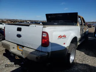 2008 Ford Super Duty F-450 DRW XL with VIN 1FTXW43R68EA72592, listed as a Copart auction lot 47176354 with 0 mi miles and Salvage Title. Bid and sale history available at carsss.com. Image 3.