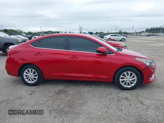 2019 Hyundai Accent SE with VIN 3KPC24A35KE065900, listed as a IAAI auction lot 41409803 with 33,917 mi miles. Bid and sale history available at carsss.com. Image 13.