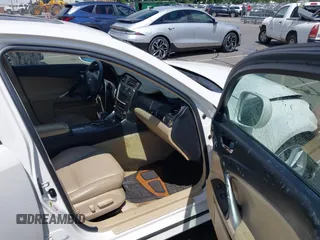 2006 Lexus IS 250 z VIN JTHBK262665010274, wystawiony jako IAAI lot #42191534 z przebiegiem 128 297 mil mil oraz . Historia ofert i sprzedaży dostępna na DreamBid. Obrazek 5.