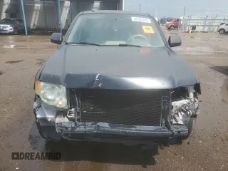 2008 Ford Escape XLT z VIN 1FMCU031X8KB27551, wystawiony jako Copart lot #62504245 z przebiegiem 206 839 mil mil oraz Szkoda całkowita • Salvage title. Historia ofert i sprzedaży dostępna na DreamBid. Obrazek 5.