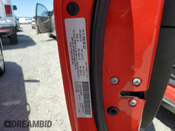 2016 Dodge Challenger R/T Plus с VIN 2C3CDZBT0GH183665, выставлен на аукционе Copart как лот 55797625 с пробегом 111 497 миль миль и Списание • Salvage title. История ставок и продаж доступна на DreamBid. Изображение 13.