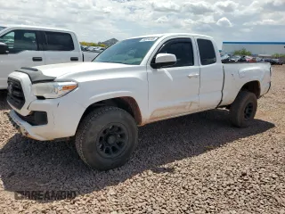 2017 Toyota Tacoma SR z VIN 5TFSX5EN6HX050281, wystawiony jako Copart lot #55874335 z przebiegiem 161 216 mil mil oraz Szkoda całkowita • Salvage title. Historia ofert i sprzedaży dostępna na DreamBid. Obrazek 1.