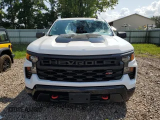 2022 Chevrolet Silverado 1500 Custom Trail Boss with VIN 3GCPDCEK5NG524097, listed as a Copart auction lot 68689454 with 71,110 mi miles and Salvage Title. Bid and sale history available at carsss.com. Image 5.