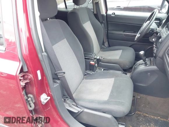 2014 Jeep Patriot Latitude with VIN 1C4NJRFB6ED892819, listed as a IAAI auction lot 42053389 with 92,213 mi miles and . Bid and sale history available at carsss.com. Image 5.