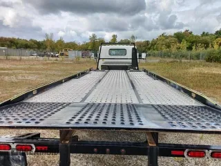 2019 Isuzu NQR IBT PWL with VIN JALE5W169K7304174, listed as a Copart auction lot 76365354 with 191,949 mi miles and Clean Title. Bid and sale history available at carsss.com. Image 6.