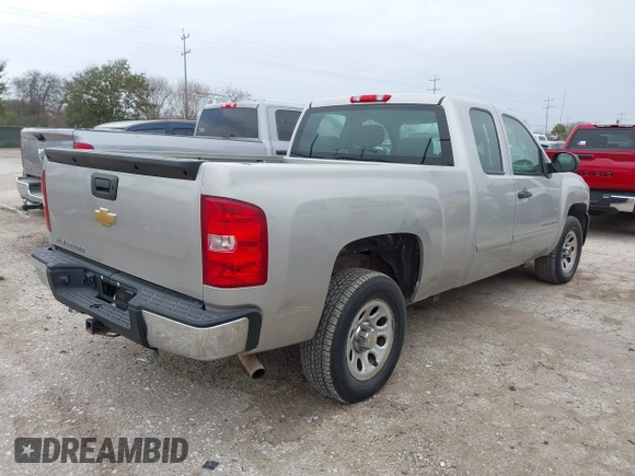 2007 Chevrolet Silverado 1500 LT w/1LT with VIN 2GCEC19CX71553141, listed as a IAAI auction lot 41580637 with 142,544 mi miles. Bid and sale history available at carsss.com. Image 4.