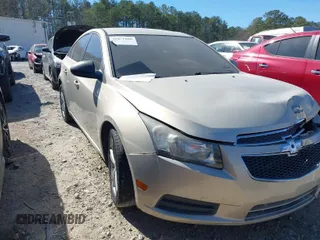 2012 Chevrolet Cruze LT w/2LT with VIN 1G1PG5SC0C7223562, listed as a IAAI auction lot 41671808 with 131,249 mi miles. Bid and sale history available at carsss.com. Image 1.