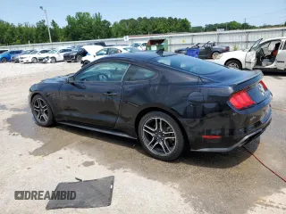 2020 Ford Mustang EcoBoost z VIN 1FA6P8TH5L5184273, wystawiony jako Copart lot #57906725 z przebiegiem 47 161 mil mil oraz Szkoda całkowita • Salvage title. Historia ofert i sprzedaży dostępna na DreamBid. Obrazek 2.
