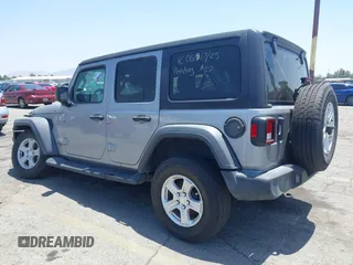 2020 Jeep Wrangler Unlimited Sport S с VIN 1C4HJXDN3LW268895, выставлен на аукционе IAAI как лот 42555660 с пробегом 60 962 миль миль и . История ставок и продаж доступна на DreamBid. Изображение 3.
