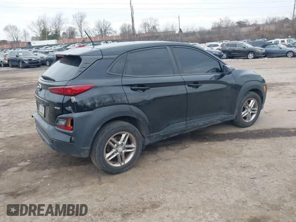 2018 Hyundai Kona SE with VIN KM8K1CAA9JU081990, listed as a IAAI auction lot 41641172 with 79,396 mi miles. Bid and sale history available at carsss.com. Image 4.