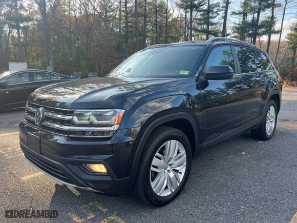 2019 Volkswagen Atlas 3.6L V6 SE w/Technology with VIN 1V2UR2CA0KC596573, listed as a IAAI auction lot 41501755 with 121,073 mi miles. Bid and sale history available at carsss.com. Image 2.