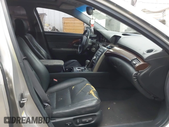 2006 Acura RL with VIN JH4KB16596C008101, listed as a IAAI auction lot 41939783 with Not provided miles and . Bid and sale history available at DreamBid. Image 5.