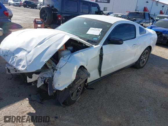 2011 Ford Mustang V6 with VIN 1ZVBP8AM2B5112645, listed as a IAAI auction lot 42062618 with 171,808 mi miles and . Bid and sale history available at DreamBid. Image 2.