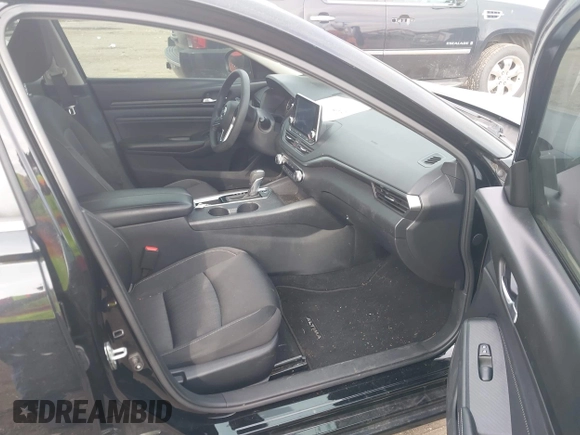 2020 Nissan Altima S with VIN 1N4BL4BV4LC116925, listed as a IAAI auction lot 41794322 with 134,133 mi miles and . Bid and sale history available at DreamBid. Image 5.