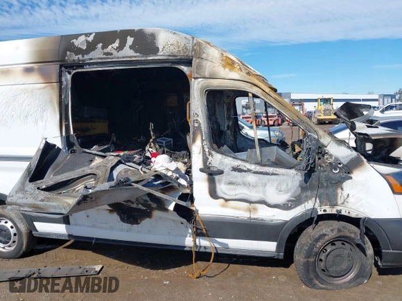 2020 Ford Transit Cargo with VIN 1FTBR3X82LKA42643, listed as a IAAI auction lot 41398109 with Not Provided miles. Bid and sale history available at carsss.com. Image 16.