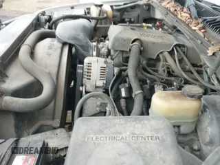 2000 Chevrolet Silverado 1500 LS with VIN 2GCEC19T1Y1380448, listed as a IAAI auction lot 41551018 with 236,697 mi miles and . Bid and sale history available at DreamBid. Image 19.