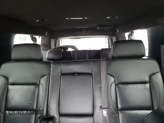 2015 Chevrolet Suburban LT z VIN 1GNSKJKC4FR639428, wystawiony jako Copart lot #60175165 z przebiegiem 218 475 mil mil oraz Szkoda całkowita • Salvage title. Historia ofert i sprzedaży dostępna na DreamBid. Obrazek 10.