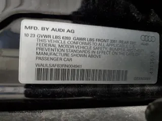 2024 Audi S8 z VIN WAULSAF83RN004941, wystawiony jako Copart lot #74510544 z przebiegiem 10 181 mil mil oraz Szkoda całkowita • Salvage title. Historia ofert i sprzedaży dostępna na DreamBid. Obrazek 12.