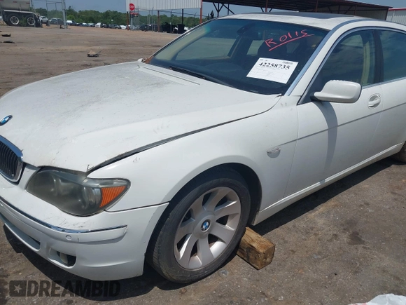 2008 BMW 7 Series 750Li with VIN WBAHN83548DT81010, listed as a IAAI auction lot 42258735 with Not provided miles and . Bid and sale history available at DreamBid. Image 6.