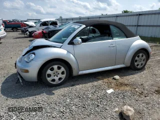 2003 Volkswagen Beetle GLS with VIN 3VWCK21Y03M304774, listed as a Copart auction lot 56988775 with 189,606 mi miles and Salvage title. Bid and sale history available at DreamBid. Image 1.