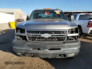 2006 Chevrolet Silverado 3500 DRW Wrk Trk with VIN 1GCJK33276F138041, listed as a Copart auction lot 88272865 with 139,985 mi miles and Salvage Title. Bid and sale history available at carsss.com. Image 5.