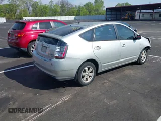 2005 Toyota Prius with VIN JTDKB20U950122932, listed as a IAAI auction lot 42026279 with 153,006 mi miles. Bid and sale history available at carsss.com. Image 4.