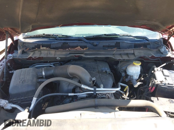 2019 Ram 1500 Classic Tradesman with VIN 1C6RR6FT8KS704222, listed as a IAAI auction lot 41825575 with 117,040 mi miles. Bid and sale history available at carsss.com. Image 10.