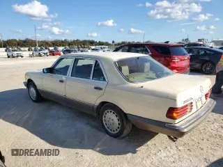 1987 Mercedes-Benz 300 300SDL with VIN WDBCB25D5HA307716, listed as a Copart auction lot 78031434 with 171,059 mi miles and Salvage Title. Bid and sale history available at carsss.com. Image 2.
