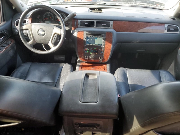 2010 Chevrolet Avalanche LTZ with VIN 3GNVKGE02AG277934, listed as a Copart auction lot 72011254 with 169,623 mi miles and Salvage Title. Bid and sale history available at carsss.com. Image 8.