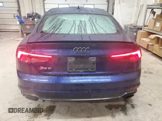 2019 Audi RS 5 Sportback z VIN WUABWCF54KA900346, wystawiony jako Copart lot #57398965 z przebiegiem 49 501 mil mil oraz Szkoda całkowita • Salvage title. Historia ofert i sprzedaży dostępna na DreamBid. Obrazek 6.