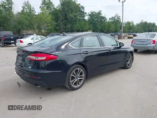 2019 Ford Fusion SEL with VIN 3FA6P0CD4KR224479, listed as a IAAI auction lot 40087591 with 92,833 mi miles. Bid and sale history available at carsss.com. Image 4.
