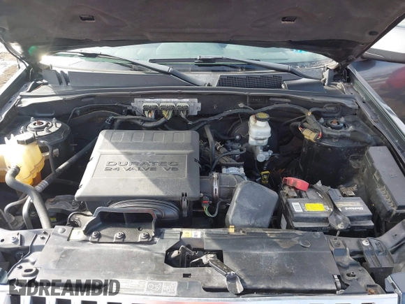 2010 Mercury Mariner Premier with VIN 4M2CN9HG6AKJ27176, listed as a IAAI auction lot 41607396 with 131,213 mi miles and . Bid and sale history available at DreamBid. Image 10.